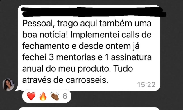 Depoimento sobre fechar três mentorias e uma assinatura anual por meio de carrosséis.